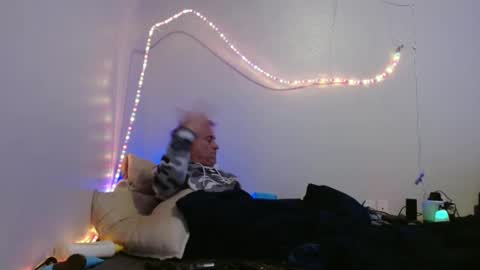 markymark101825061 online show from February 1, 2:47 am