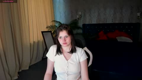 Marrie online show from April 27, 2:36 pm