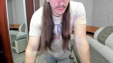 Alan online show from October 4, 6:17 pm