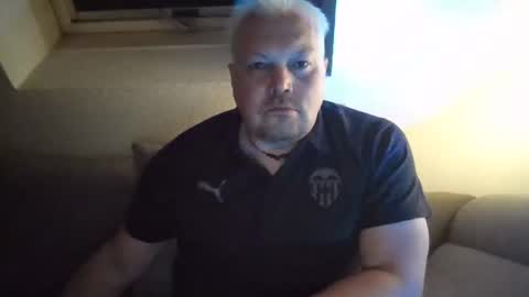 mars0481 online show from April 22, 8:27 pm