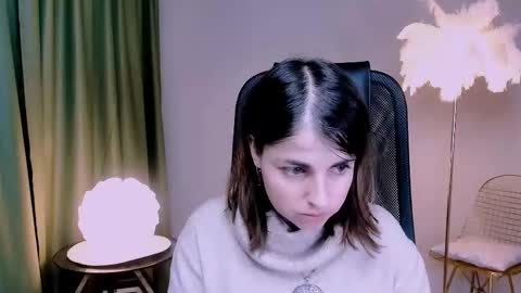 martaedams online show from November 25, 6:01 am