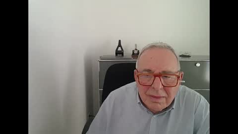 martin_1947 online show from September 14, 12:50 pm