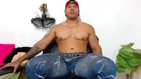 Martin instagrammartinfiit online show from December 17, 12:39 am