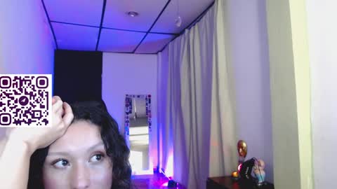 Snapshot of martina_adams chatting on January 25, 2:47 am mari online show from January 25, 2:47 am