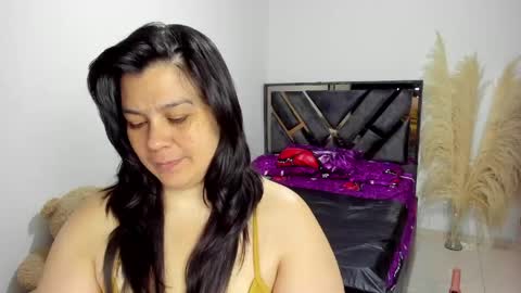   MARTINA   online show from April 22, 11:50 am