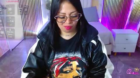 Hey im martina online show from April 18, 3:52 am