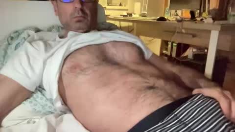 martinxxx999 online show from May 2, 9:20 pm