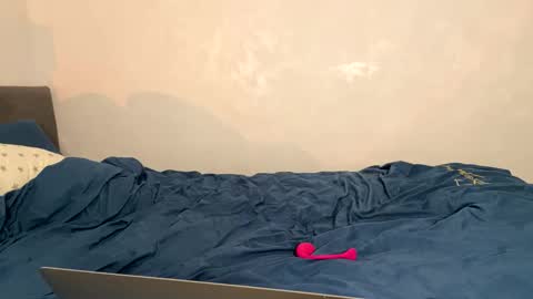 Mary online show from October 25, 8:53 pm