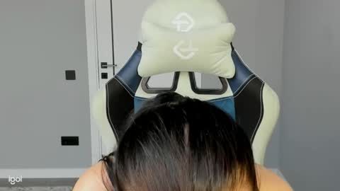 mary_jain13 online show from October 21, 8:30 am