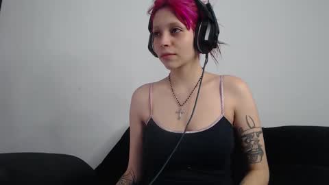 Snapshot of mary_janness chatting on September 12, 8:55 pm                      100   online show from September 12, 8:55 pm