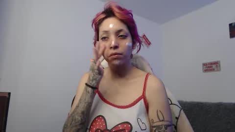 Snapshot of mary_janness chatting on October 21, 6:22 pm                      100   online show from October 21, 6:22 pm