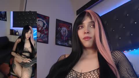 Snapshot of mary_janness chatting on March 4, 9:51 am                      100   online show from March 4, 9:51 am