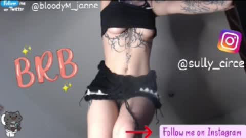 Snapshot of mary_janness chatting on October 8, 8:20 am                      100   online show from October 8, 8:20 am