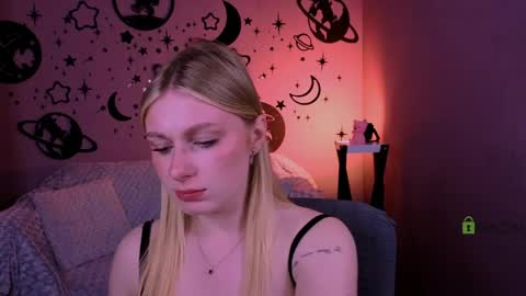 Mary online show from May 31, 9:08 am