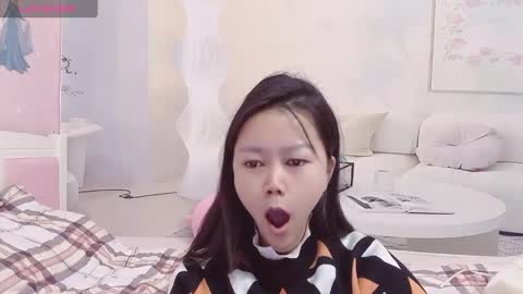 mary_uu online show from March 6, 8:19 am