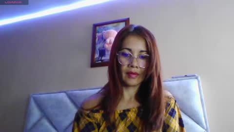 Engracia online show from April 4, 9:44 pm