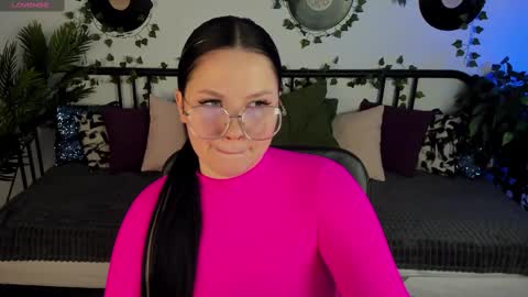 Hello Ill be waiting for you Tue Wed Thu Fri 3am-10am Sun 3am-5pm GMT online show from March 10, 3:01 am