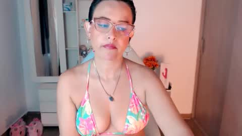 maryline online show from October 22, 9:16 pm