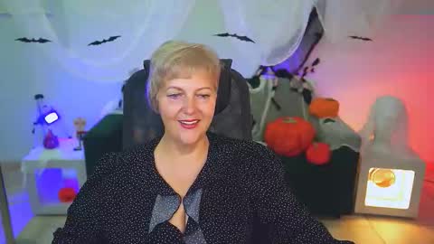 marymogan online show from October 17, 5:55 am