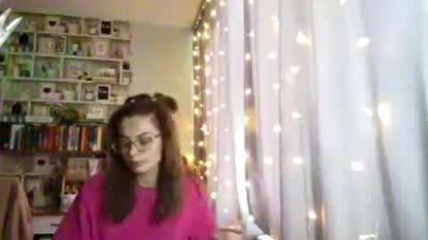 Kelly online show from March 2, 7:15 am