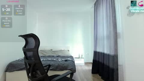 masculineguy69 online show from October 23, 8:27 am