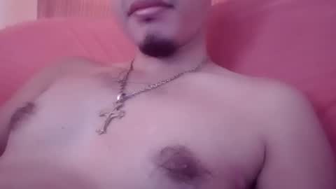 Max online show from November 12, 5:59 pm