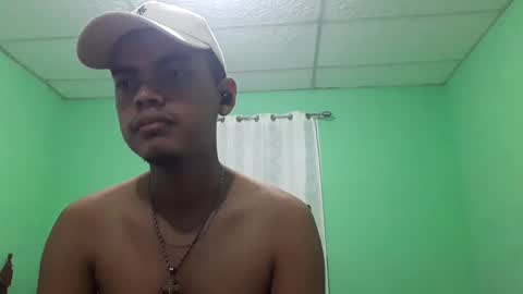 Max online show from February 18, 3:53 am