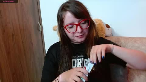 Monica online show from May 7, 11:43 pm