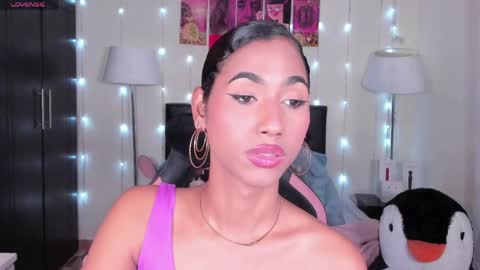 massielhot online show from April 9, 4:23 pm