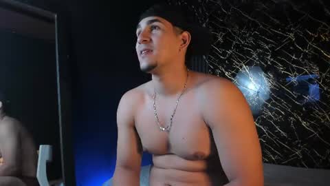 massimo_vidal online show from June 19, 7:09 pm