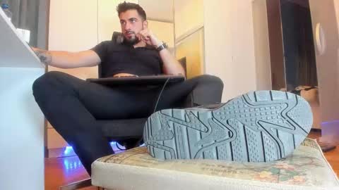 Matthew online show from October 11, 11:08 pm