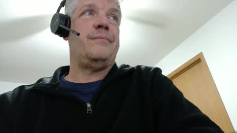 Master Thorn online show from April 2, 2:19 am