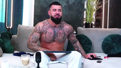 masterkingofmuscle online show from January 18, 6:56 am