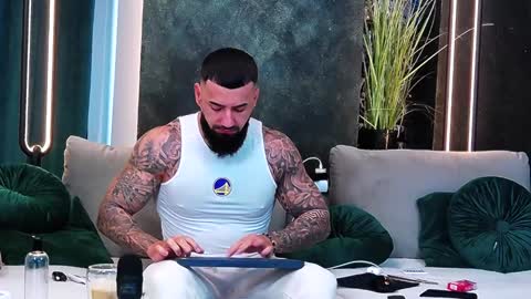 masterkingofmuscle online show from January 21, 6:54 am