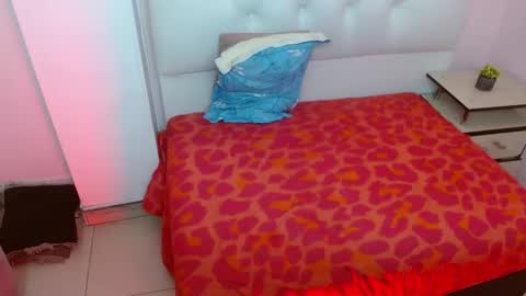 masterpartyx online show from April 16, 8:31 pm