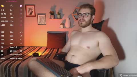 Mateo Ocampo online show from November 26, 8:38 pm