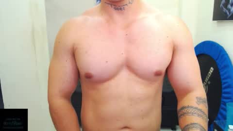 Snapshot of mateosexyhot22 chatting on October 20, 10:26 pm Mateo online show from October 20, 10:26 pm