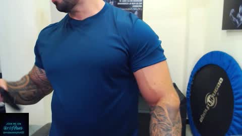 Mateo online show from February 5, 6:22 pm