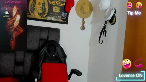 matt rodriguez92 online show from April 21, 9:49 am