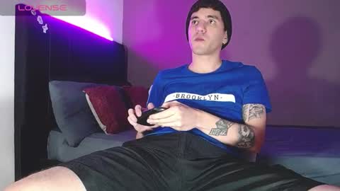 ---Matteo--- online show from February 18, 2:11 am