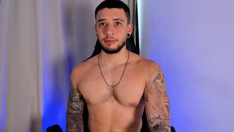 matteosantino25 online show from February 20, 6:43 pm