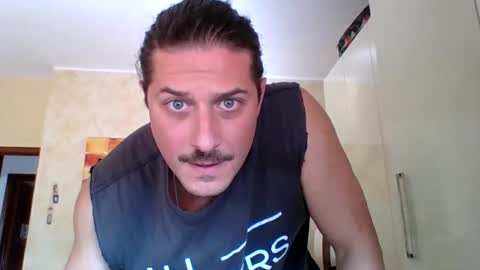 matteushh87 online show from October 20, 11:37 am