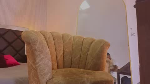 Matthew online show from April 15, 8:20 pm