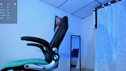 Snapshot of matthewboy_ chatting on March 5, 1:31 am MatthewBoy online show from March 5, 1:31 am