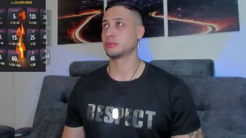 mattsaill_ online show from February 14, 1:02 am