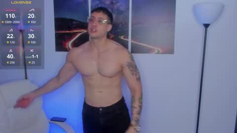 mattsaill_ online show from October 22, 2:08 pm