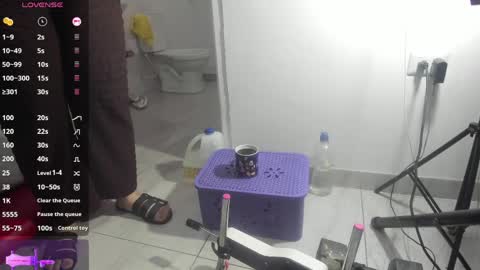 danna mature online show from April 21, 12:01 pm