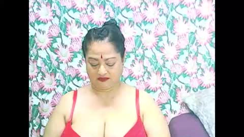 matureindian654u online show from June 24, 6:15 pm