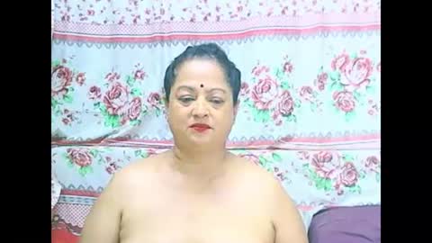 matureindian654u online show from April 14, 10:35 pm