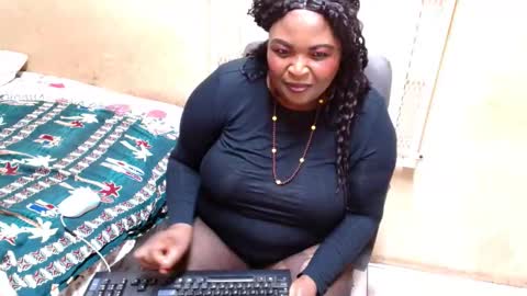 maturenesh online show from March 10, 7:02 am